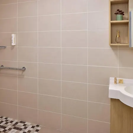 Lägenhetshotell Quality Porte Des Pyrenees