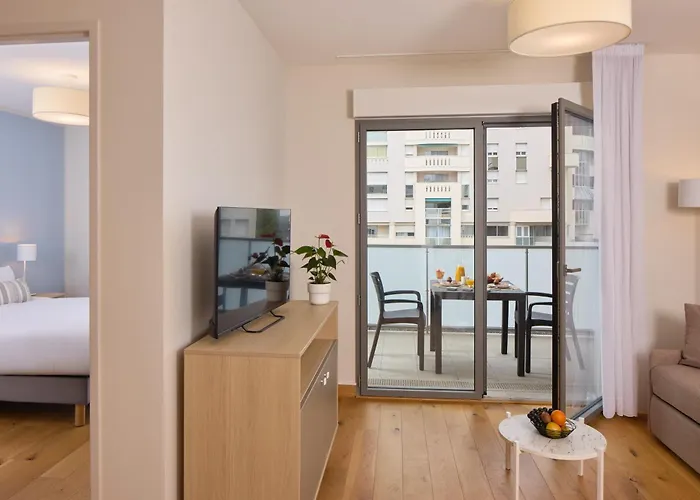 Aparthotel Quality Porte Des Pyrenees