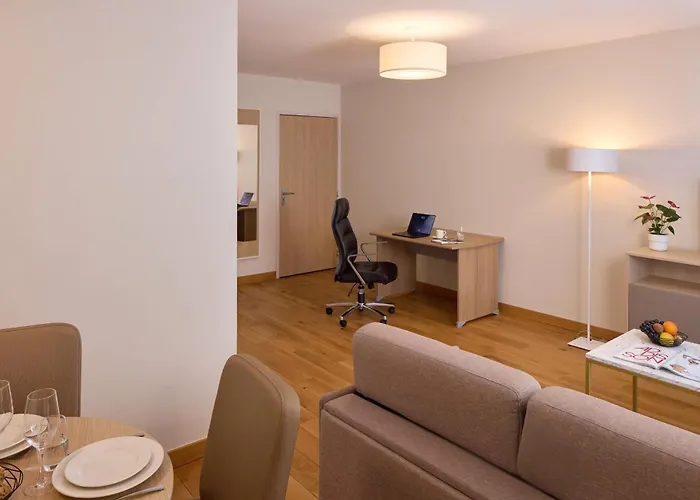 Aparthotel Quality Porte Des Pyrenees Pau